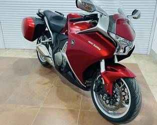  Honda VFR1200F