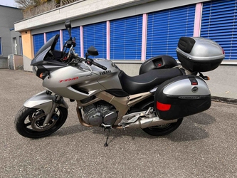 Мотоцикл Yamaha TDM 900