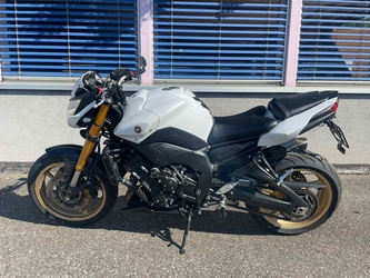  Yamaha FZ8NA 