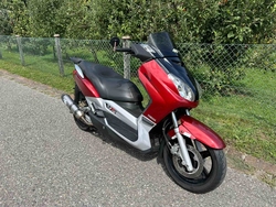 Yamaha  YP250R                         