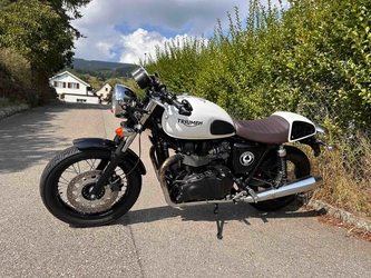  Triumph Thruxton 900