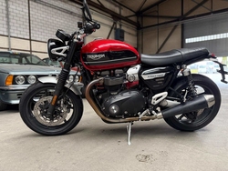 Triumph Speed Twin 1200