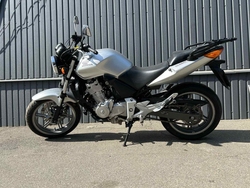 Honda CBF 500