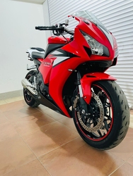 Honda CBR1000RA