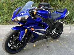 Yamaha YZF-R1