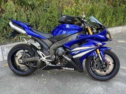Yamaha YZF-R1