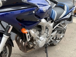 Yamaha FZ6-S