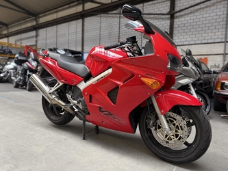 �������� Honda VFR800 FI
