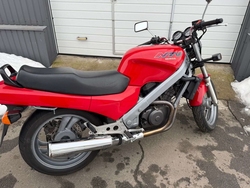 Honda NTV 650 Revere