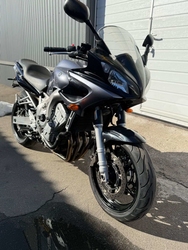 Yamaha FZ6-S (Fazer)