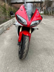 Yamaha YZF-R1