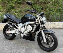 Yamaha FZ6