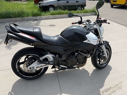 Suzuki GSR600SA