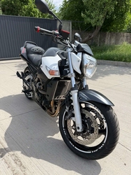 Suzuki GSR600SA