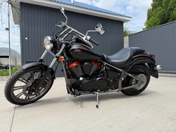 Kawasaki VN900 Custom