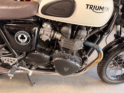 Triumph Thruxton 900