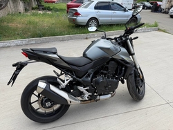 Honda CB750A Hornet 