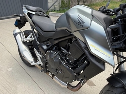 Honda CB750A Hornet 