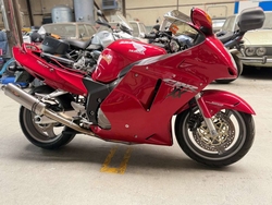 Honda CBR1100XX Super Blackbird 