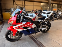 Honda CBR1000RR Fireblade 