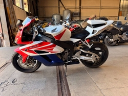 Honda CBR1000RR Fireblade 
