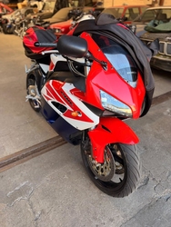 Honda CBR1000RR Fireblade 