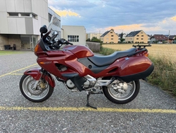 Honda NT650V Deauville