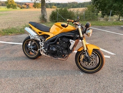 🔥 TRIUMPH SPEED TRIPLE